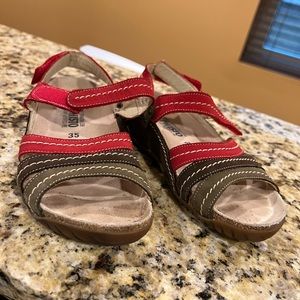 Women’s Red & Olive Mephisto Sandals